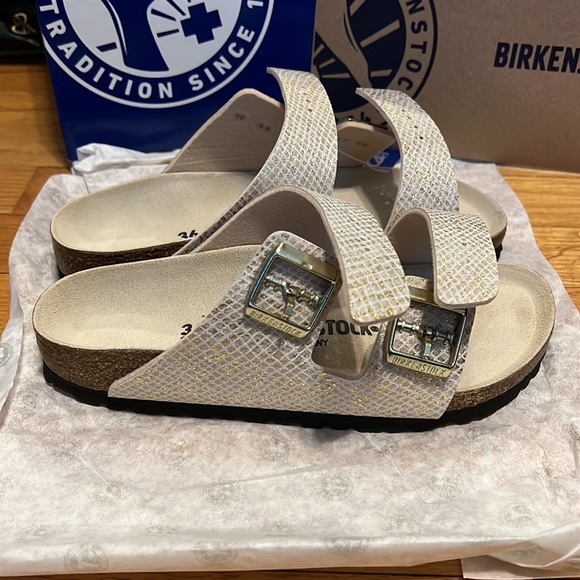 Birkenstock Shoes - NEW Discontinued Birkenstock Arizona Python Eggshell 36 Narrow